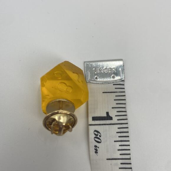 Handmade D&D yellow dice pin - Picture 3 of 3